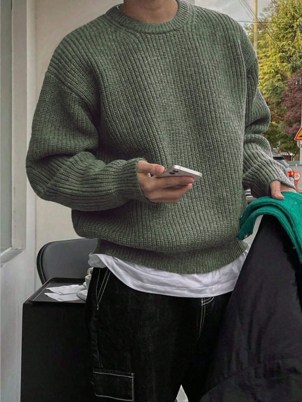 Olive Green Casual Men's Loose Fit Round Neck Long Sleeve Pullover Sweater